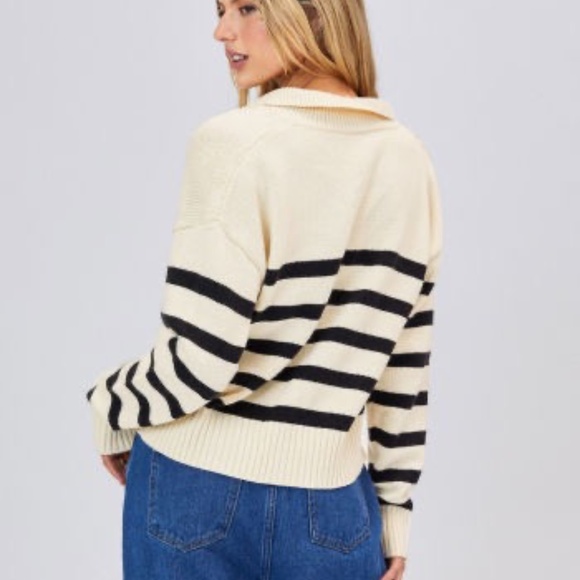 Cider Striped Collar Knit Polo Top - Picture 4 of 5